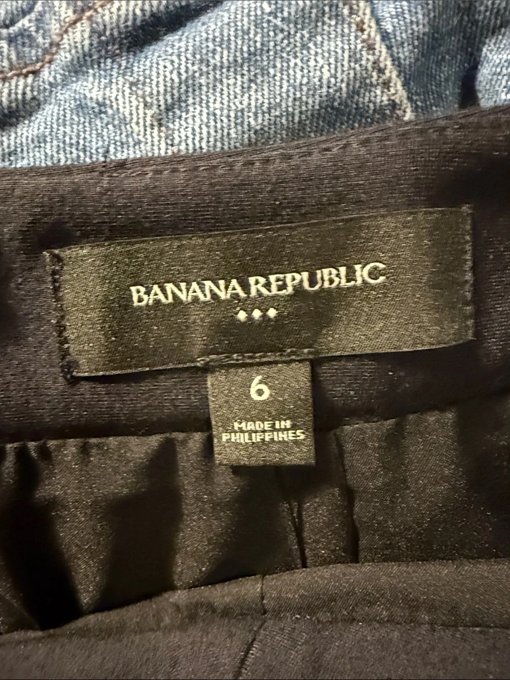 NWT Banana Republic Classic Black Women's A-Line Skirt - Size 6